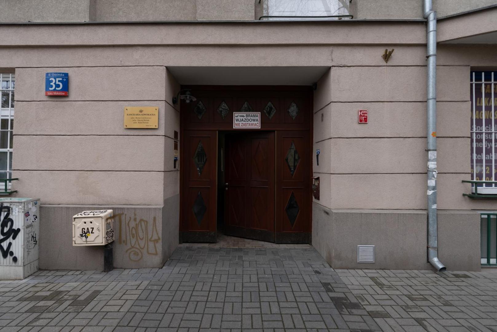 Apartament Chocimska - Location, Tram&shops Nearby - By Rentujemy