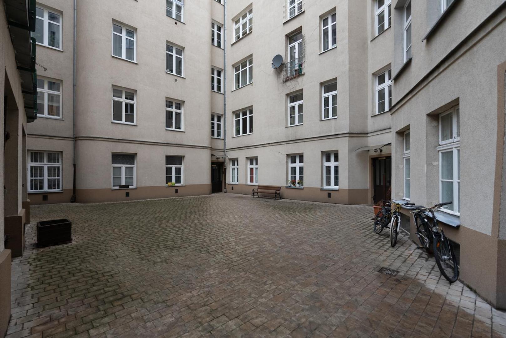 Chocimska - Location, Tram&shops Nearby - By Rentujemy Apartament