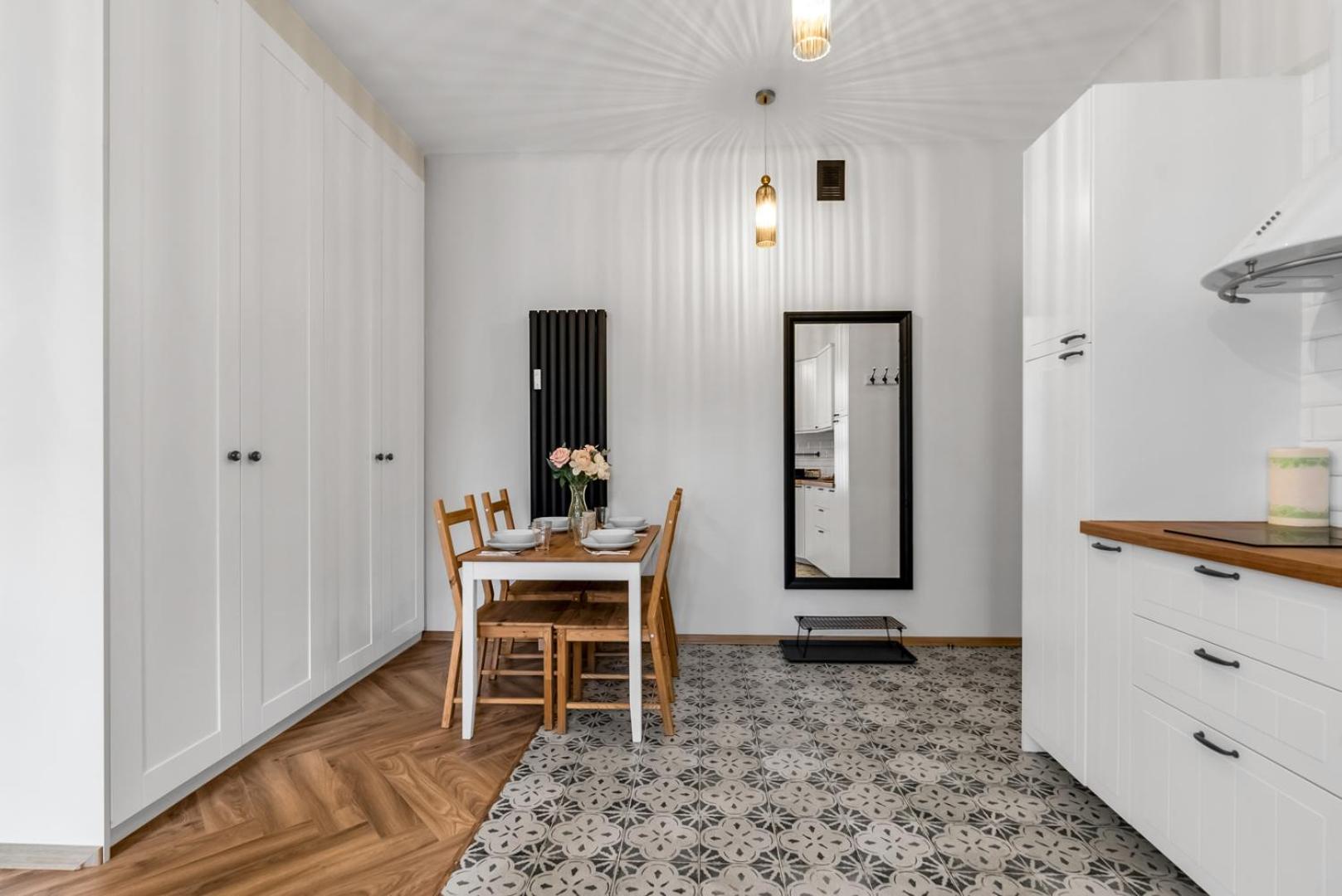 Apartament Chocimska - Location, Tram&shops Nearby - By Rentujemy Warszawa