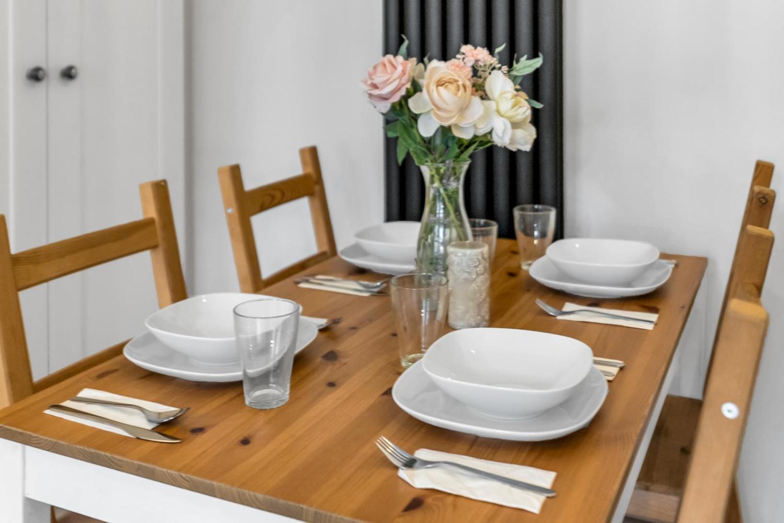 Apartament Chocimska - Location, Tram&shops Nearby - By Rentujemy Warszawa