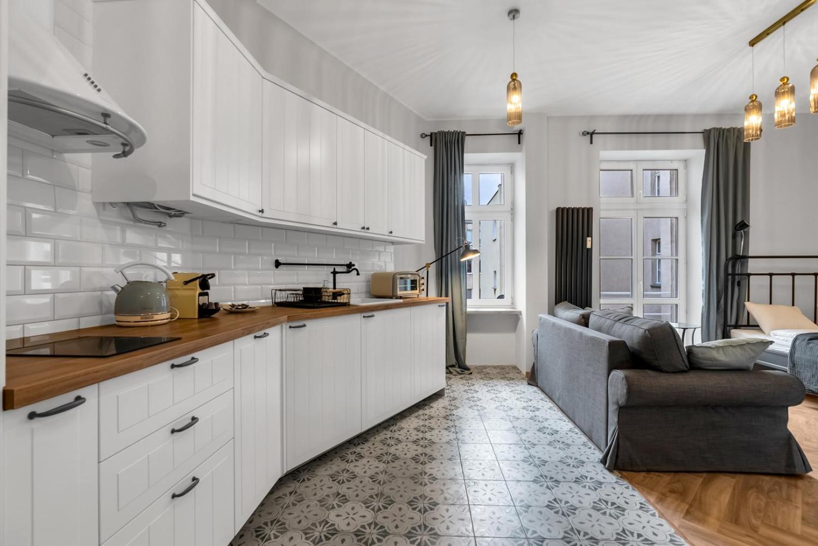 Apartament Chocimska - Location, Tram&shops Nearby - By Rentujemy